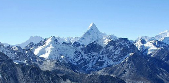 Nepal’s Dolma Ri, One of the World’s Best Hiking Summits